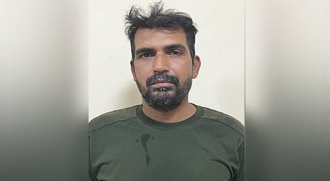 Pakistan hands over Indian border guard captured after Kashmir attack