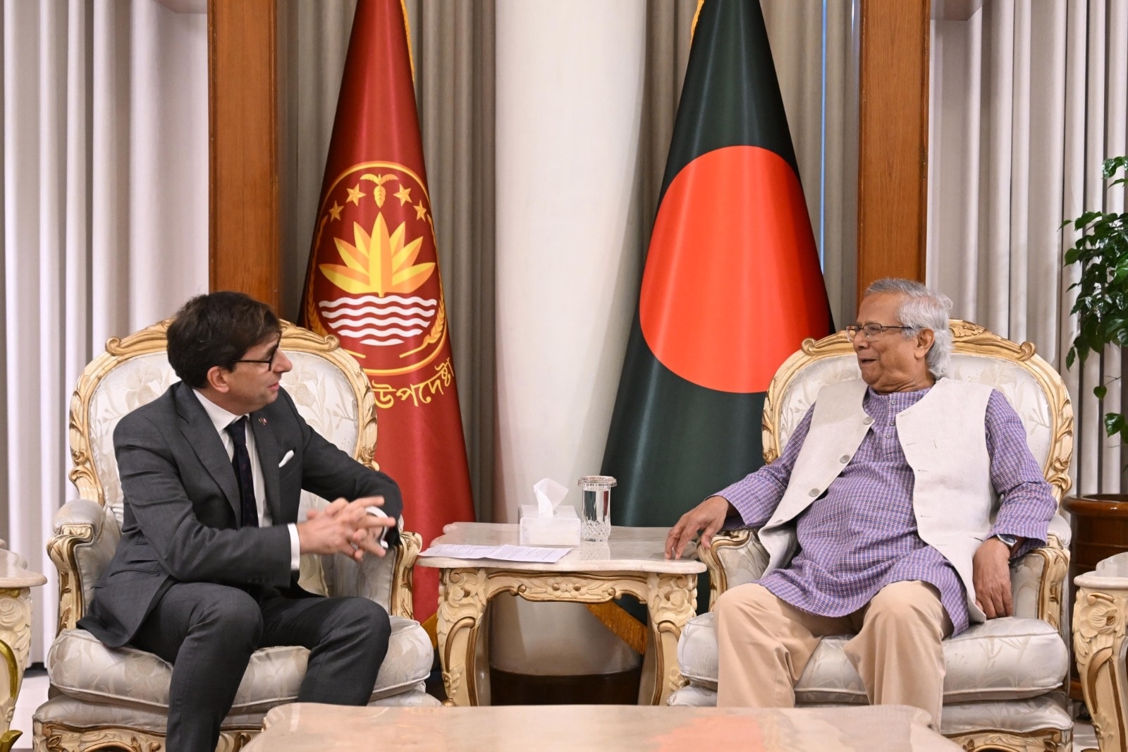 French ambassador makes courtesy visit to CA Yunus