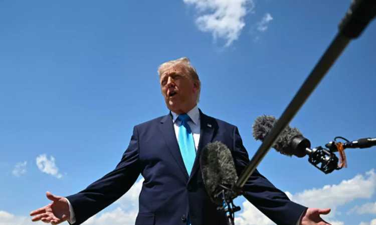 Trump warns Iran talks near breaking point