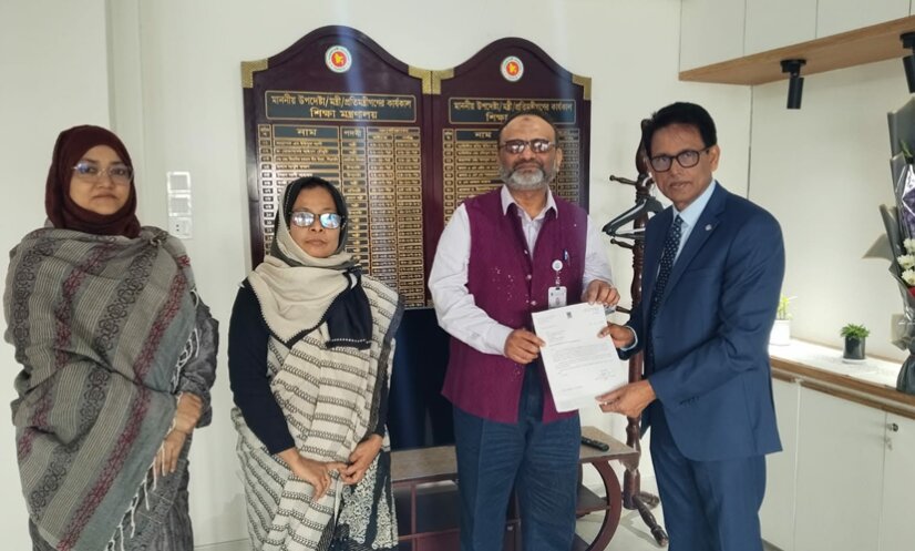 DU VC Professor Niaz Ahmed Khan resigns