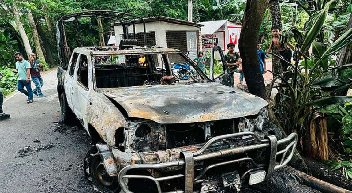 Police vehicle set ablaze ahead of NCP ‘March to Gopalganj’