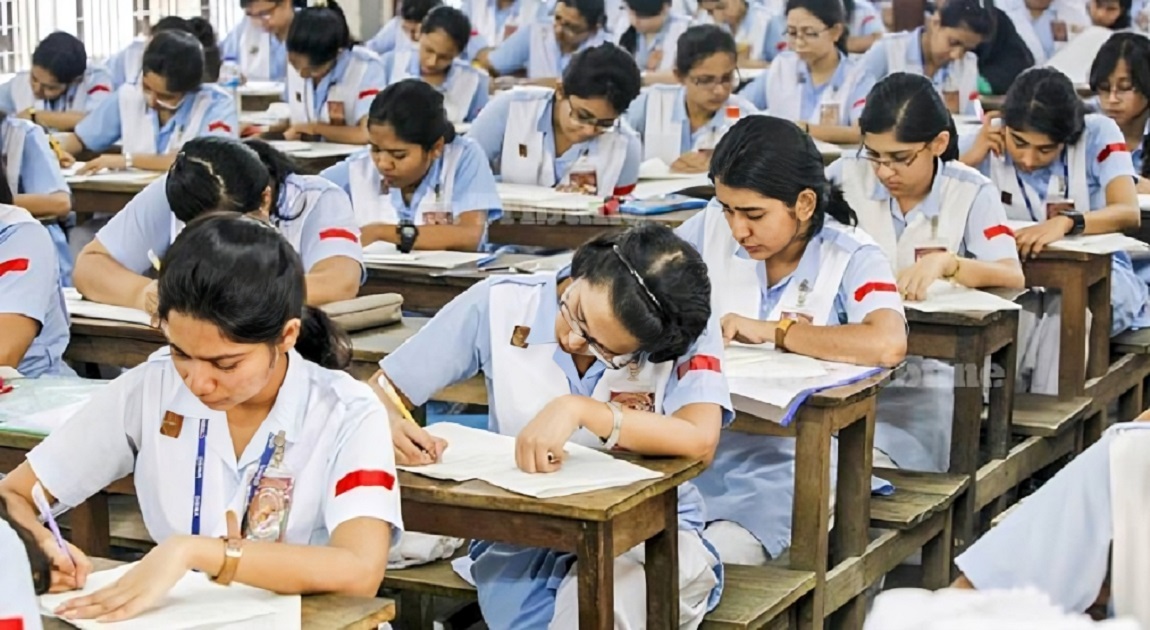 Non-examinees barred from entering within 200 yards of HSC exam centers