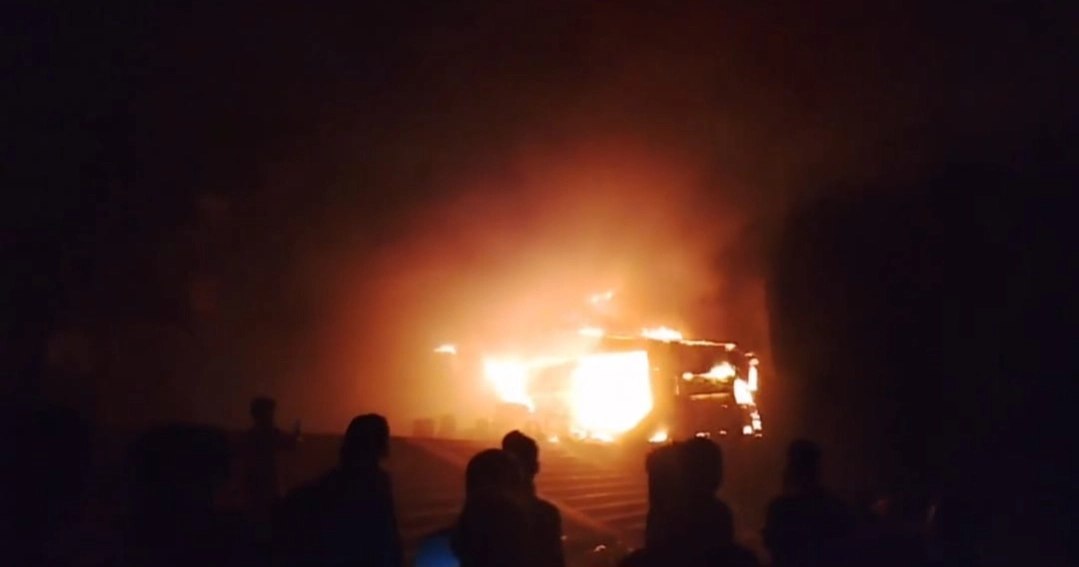 Nine shops gutted in Habiganj market fire