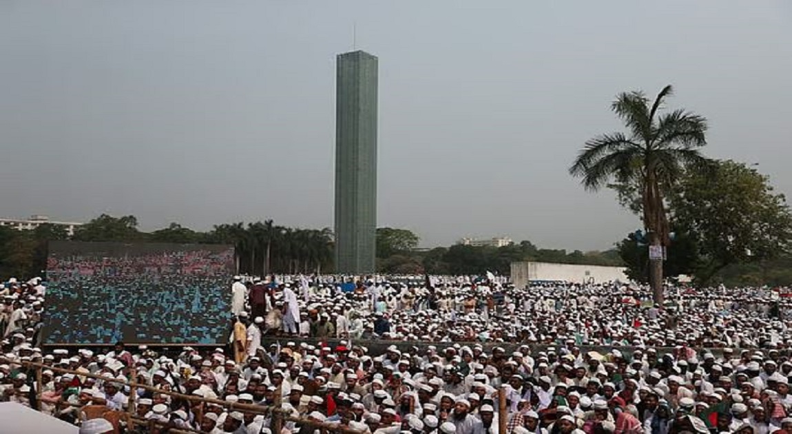 Hefazat rally begins for Women‍‍`s Reform Comm’n abolition