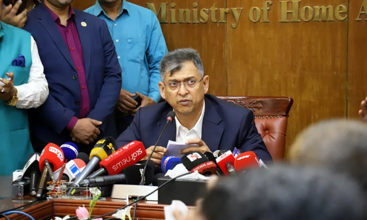 Government to review firearm licences issued during Awami League tenure: Home Minister