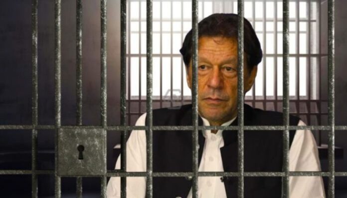21 former cricket captains urge Pakistan PM to ensure Imran Khan’s medical care