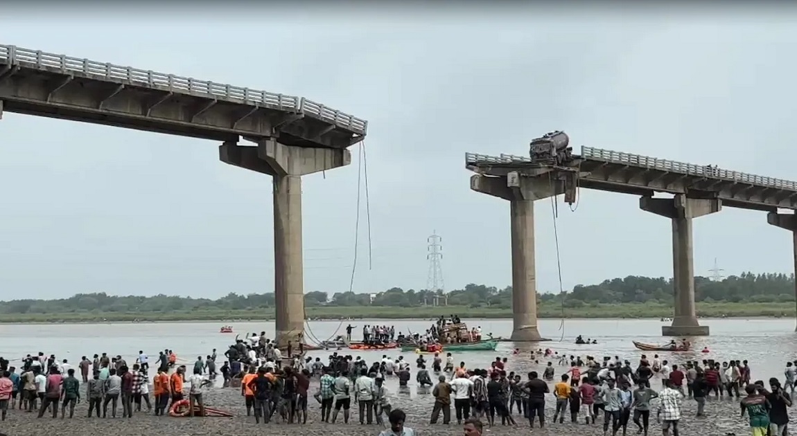 Bridge collapse in Gujarat claims 9 lives, vehicles plunge into river