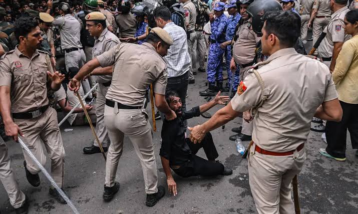 Amnesty accuses Indian police of excessive force during youth protests