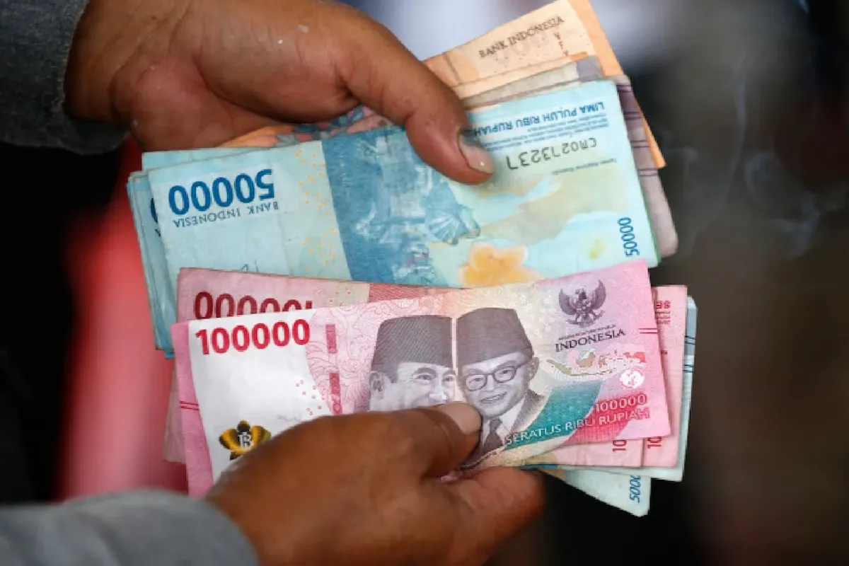 Indonesia raises interest rate to 5.5% amid rupiah pressure and global volatility