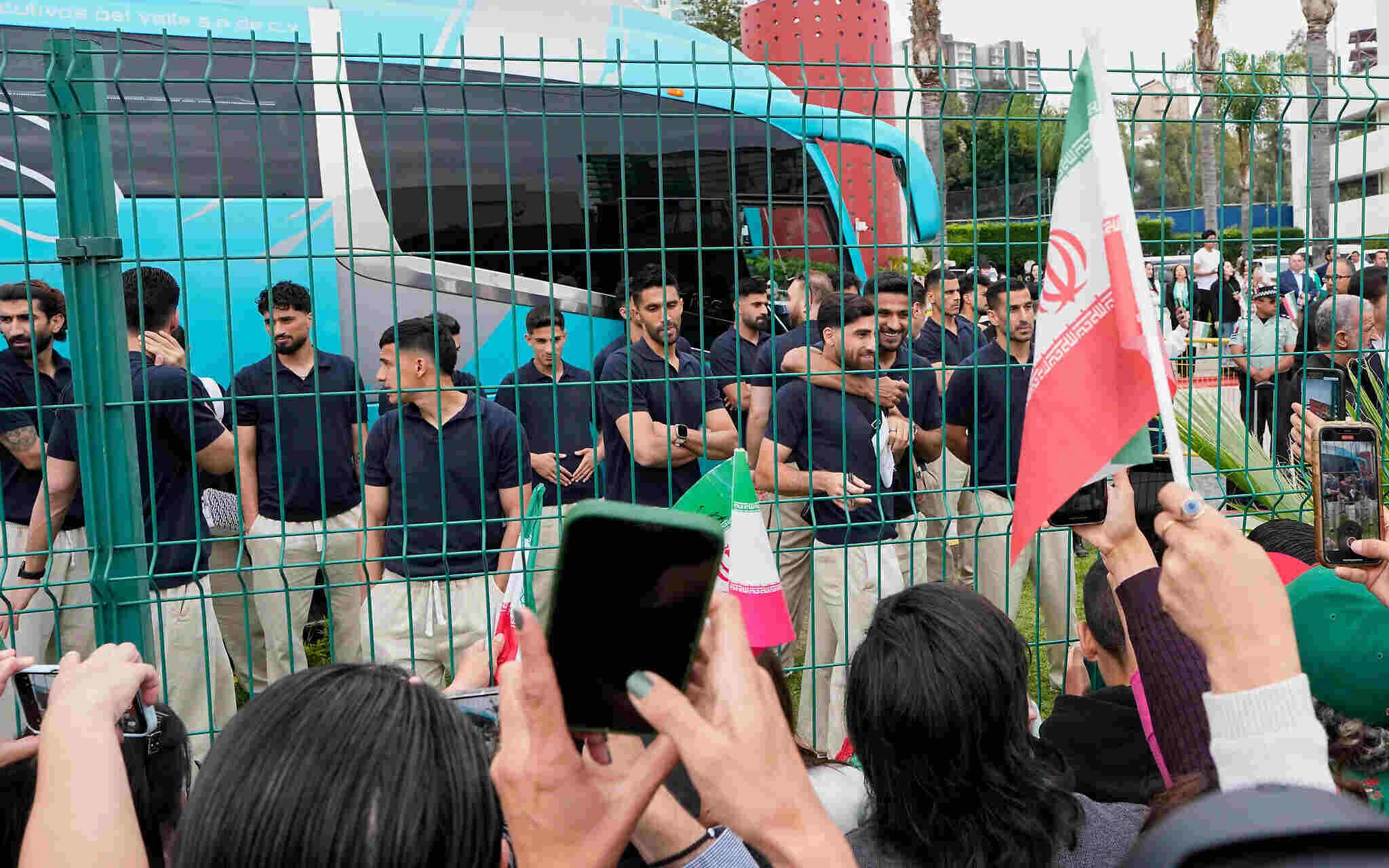 Iran World Cup squad receives heroes‍‍` welcome in Tehran