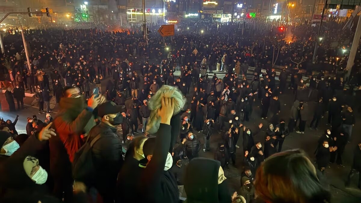 Deadly crackdown in Iran as nationwide protests spread amid internet blackout