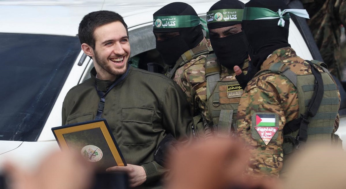 Hamas and Israel begin prisoner exchange, 7 hostages handed over