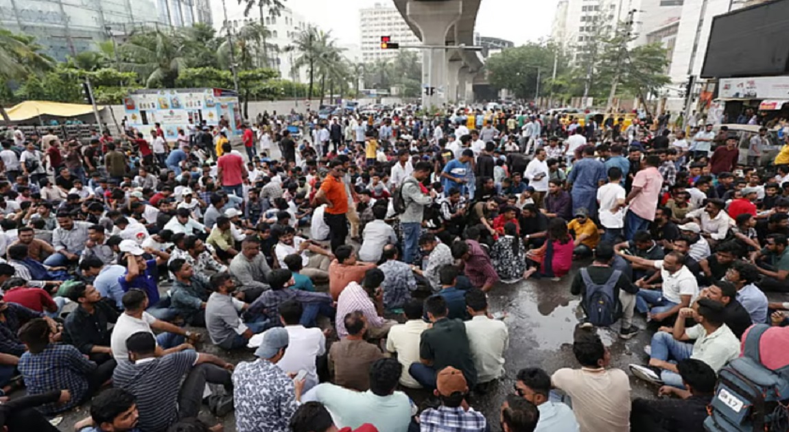 JCD leaves Shahbag after 7 hours