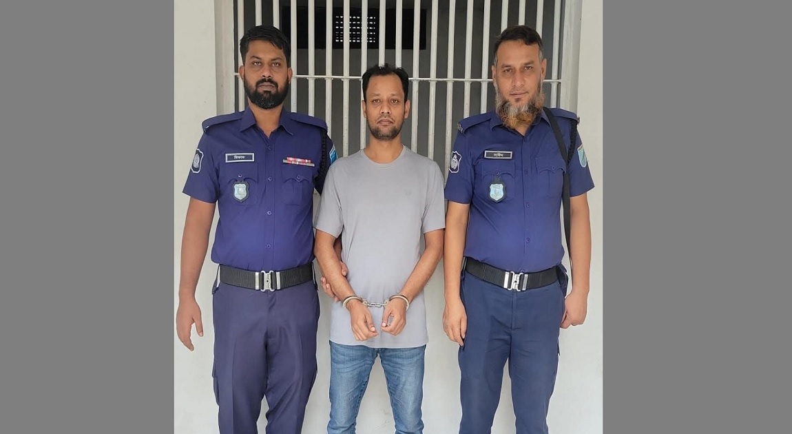 Former JU teacher Mahmudur arrested in murder case