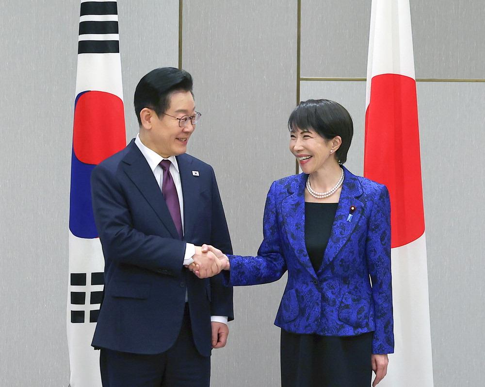 South Korea, Japan deepen ties amid global tensions