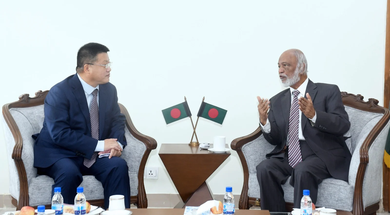 LGRD minister for increased Chinese cooperation in infrastructure, ports, waste management