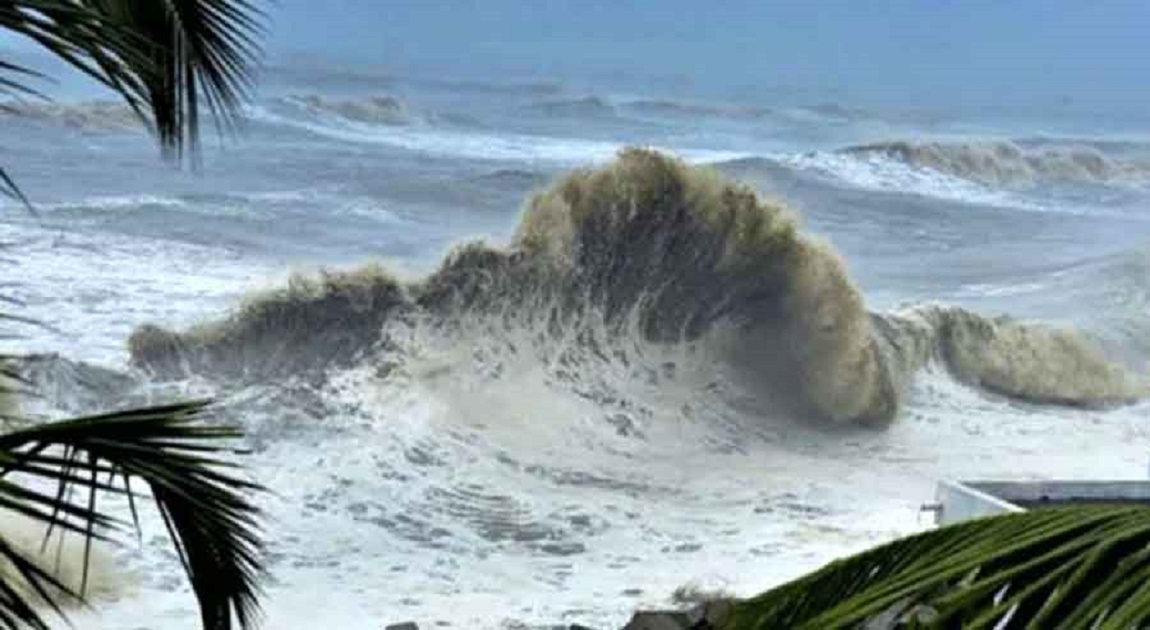 Low pressure forms in Bay of Bengal; signal no. 3 issued for four seaports