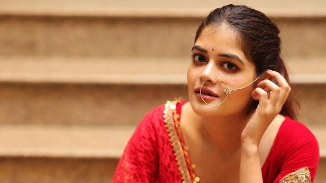 Madhumita Sarcar to make Dhallywood debut with ‘Gulshaner Chameli’
