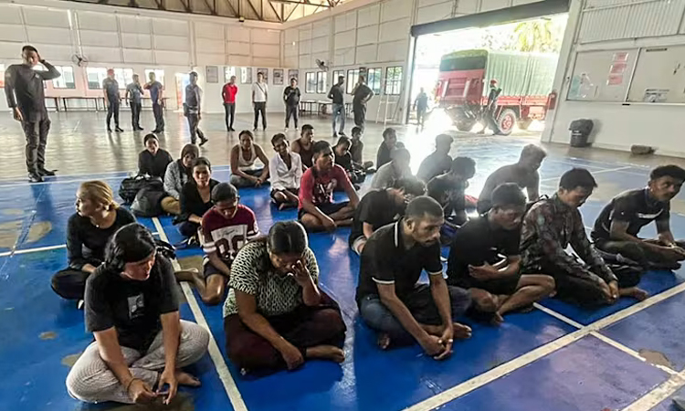 14 missing after migrant boat sinks in Malaysia