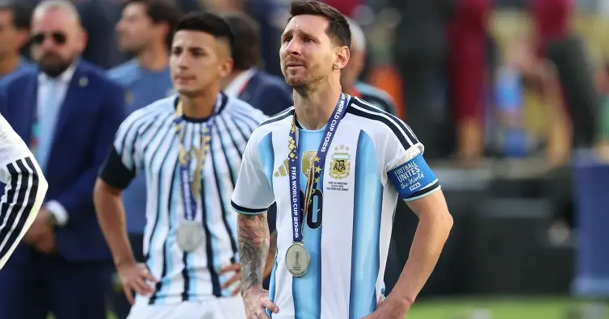 Lionel Messi announces retirement from international football