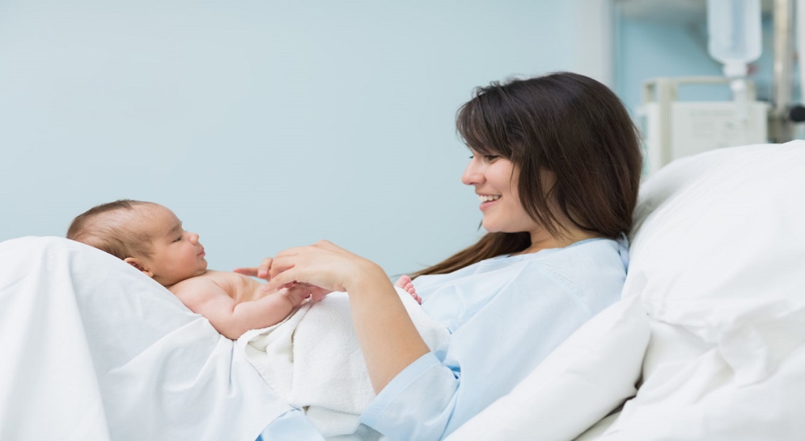 Woman discovers she’s pregnant just 17 hours before giving birth