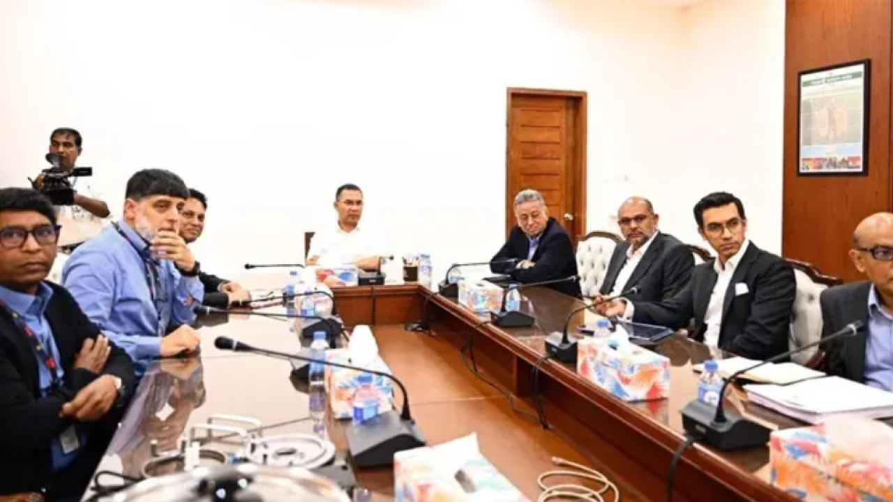 PM directs solar panel installation at key govt buildings