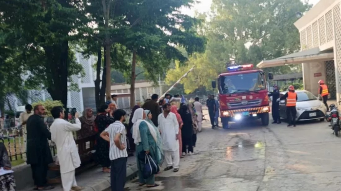 At least 15 newborns killed in Pakistan hospital fire