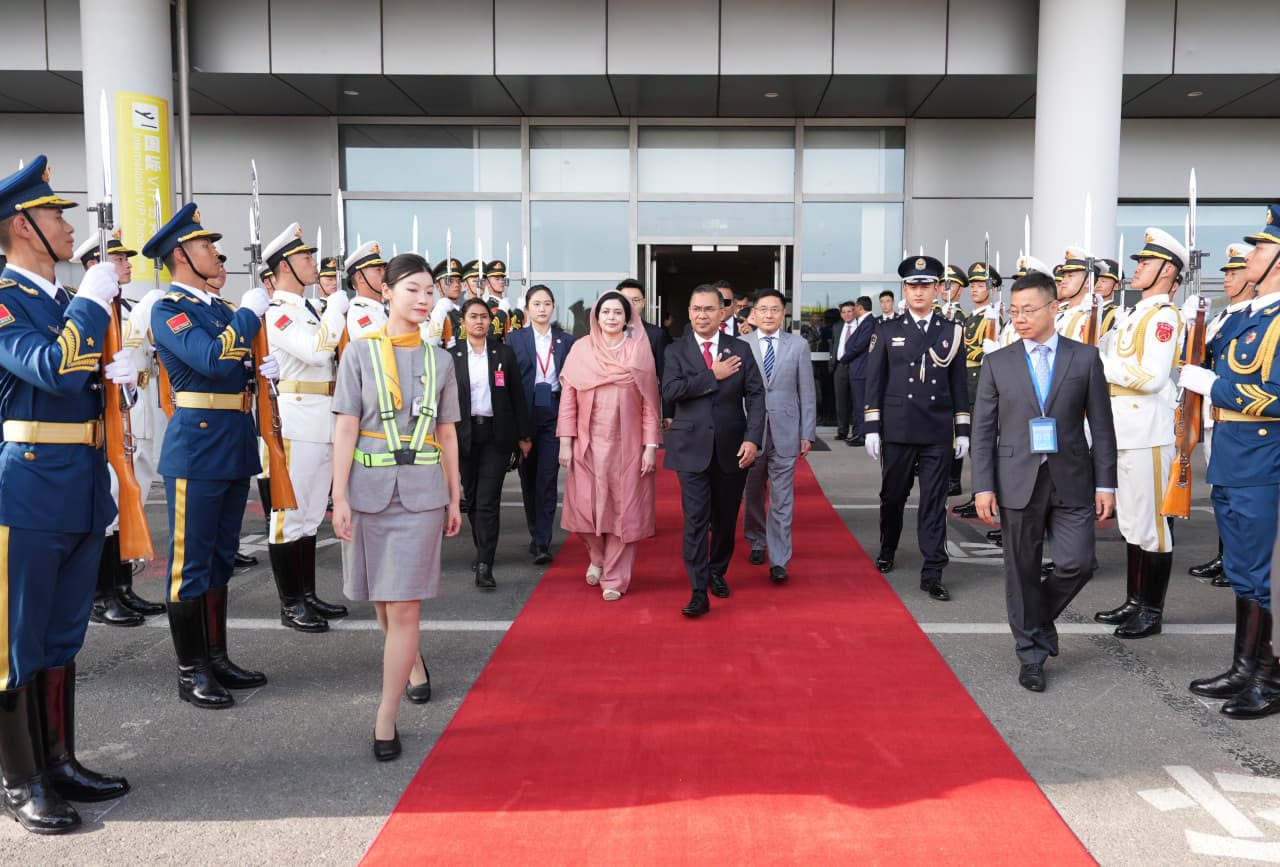 PM leaves Beijing for home wrapping up his maiden two-nation visit