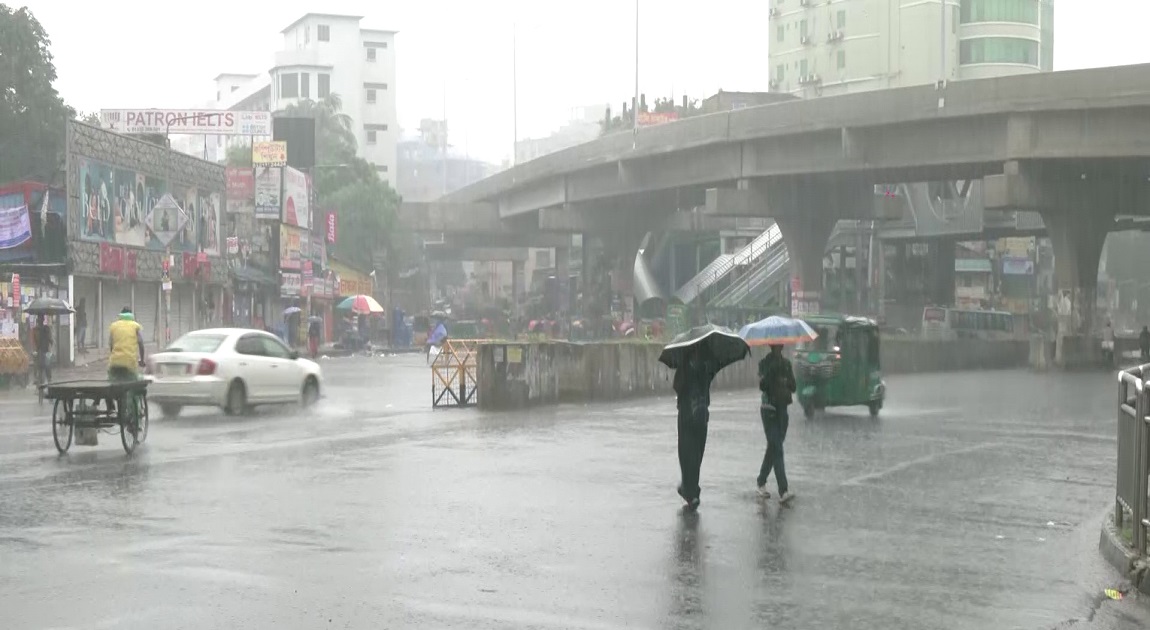 Low pressure over Bay triggers intermittent rain across Bangladesh