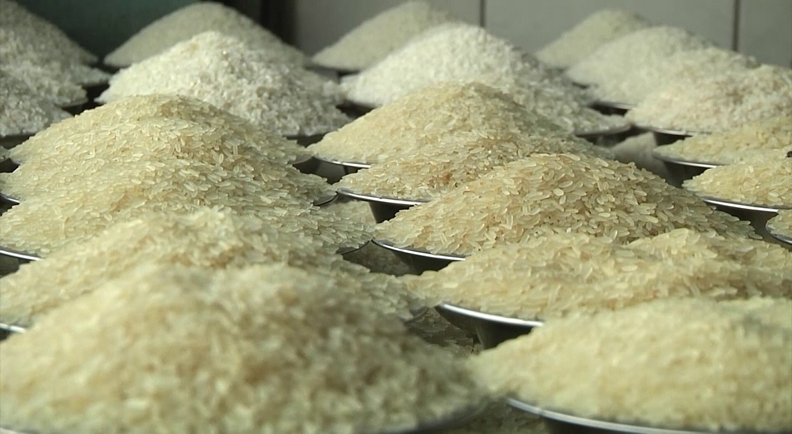 242 firms to import 500,000 tonnes of rice to curb prices