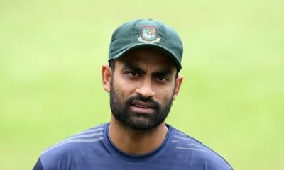 Tamim Iqbal hospitalized after sudden chest pain during Dhaka Premier League match