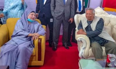 Yunus sends flowers to Khaleda on her birthday