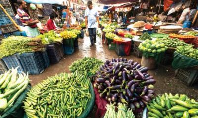 Green chilli skyrockets to Tk350 as consumers hit hard by soaring vegetable prices
