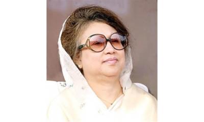 Khaleda Zia gives fingerprints for US visa