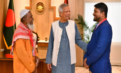 ‘Consider me as Rangpur adviser’, Dr Yunus tells Sayed‍‍`s family