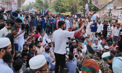 Shahbagh blockade enters second day as protesters press for AL ban