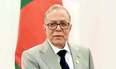 Former president Abdul Hamid returns home after treatment