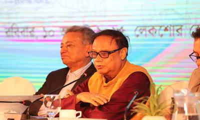 Governor urges cashless transactions as nearly Tk 200bn spent yearly on currency