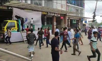 BNP activists vandalize NCP rally stage over remarks on Salahuddin