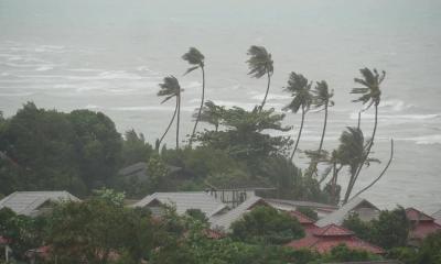 Low pressure forms over Bay of Bengal, likely to intensify