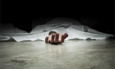 2 bodies found in private car in Dhaka