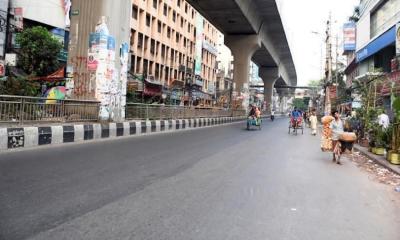 Dhaka wears deserted look as residents head home for Eid