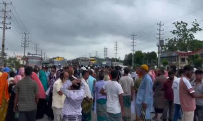 Residents block Dhaka-Aricha highway over gas shortage