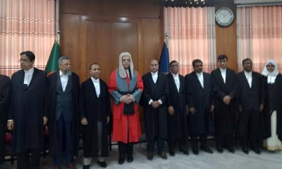 25 newly appointed high court judges take oath