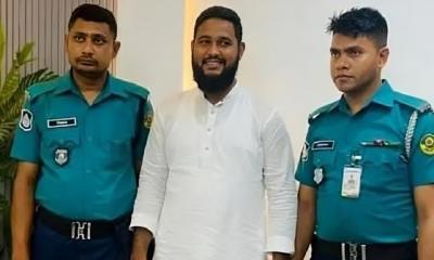 Jamaat activist who kicked a woman from behind arrested