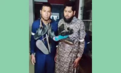 Locals nab Jamaat leaders over alleged theft, parade them with shoe garlands