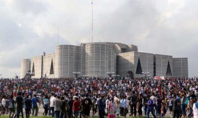 Govt to honor families of children killed in July movement