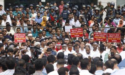 Interim govt slams NBR protest as ‘deliberate and malicious’