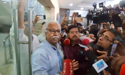 Chaos at national consensus meeting over floor priority