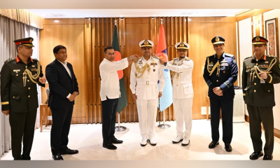 PM confers Vice Admiral rank badge on new Navy chief
